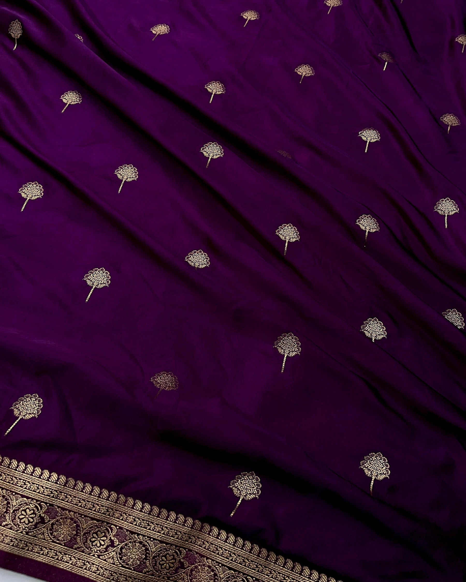 Deep Purple Shades Banarasi Floral Boota Mashru Katan Silk Saree - Niyarah