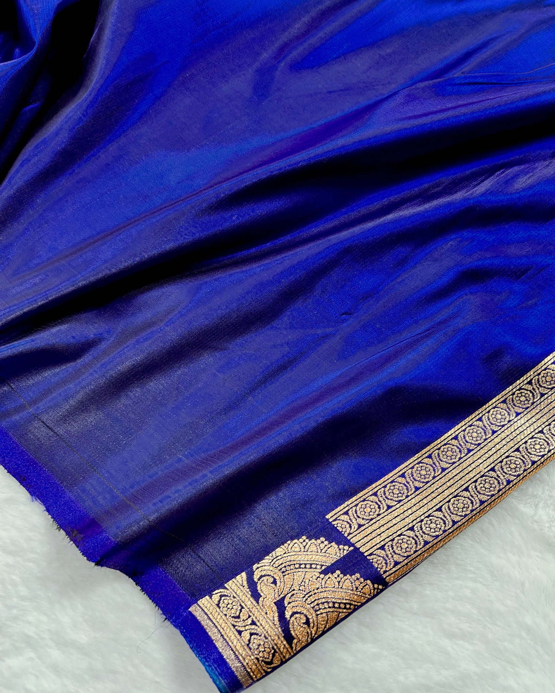 Royal Blue Banarasi Floral Booti Satin Silk Saree - Niyarah