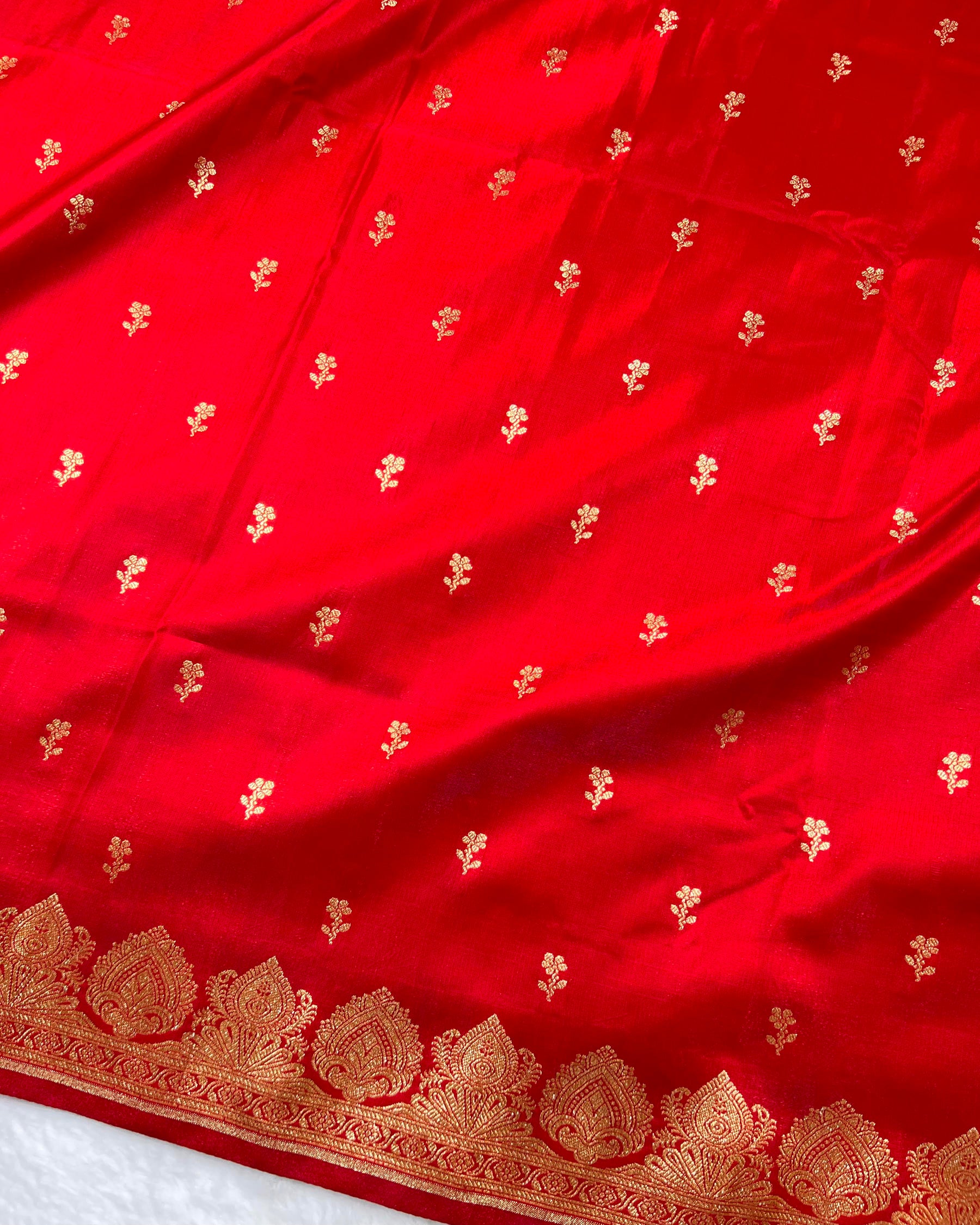 Red Banarasi Floral Booti Satin Silk Saree - Niyarah