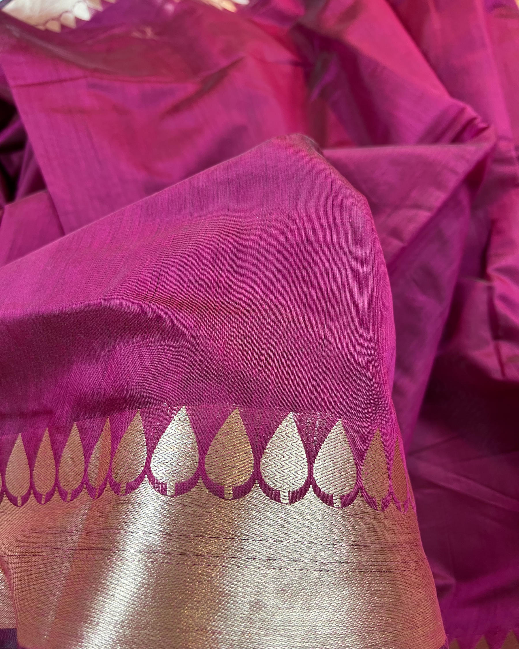 Daily Wear Rani Pink Plain Breathable Cotton Silk Saree - Niyarah