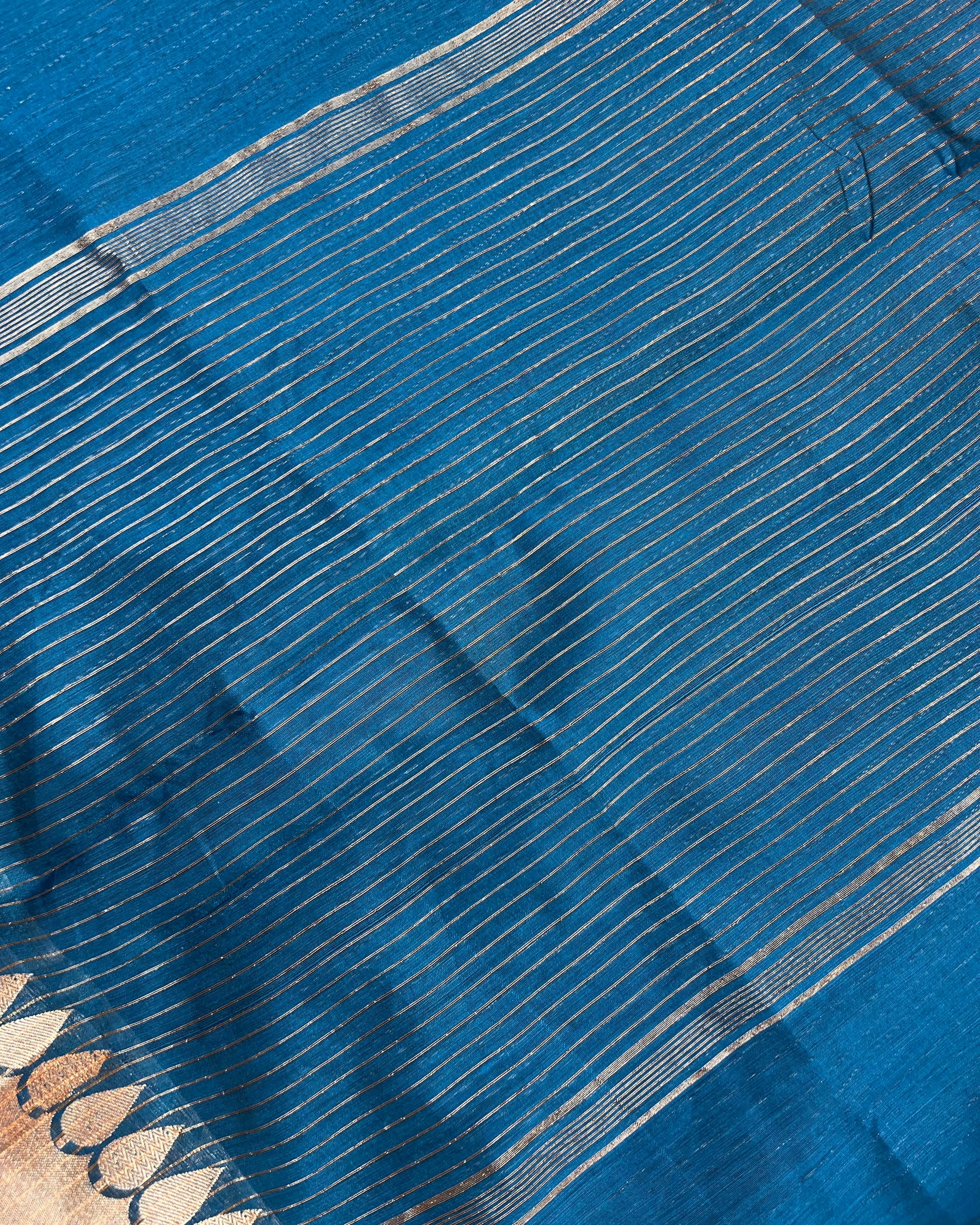 Daily Wear German Blue Plain Breathable Cotton Silk Saree - Niyarah