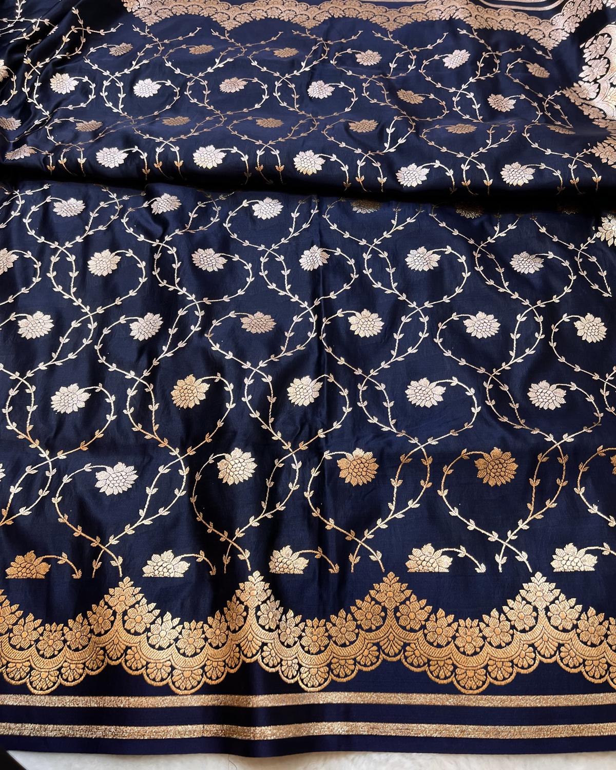 Navy Blue Shades Banarasi Floral Jaal & Scallop Border Mashru Katan Silk Saree