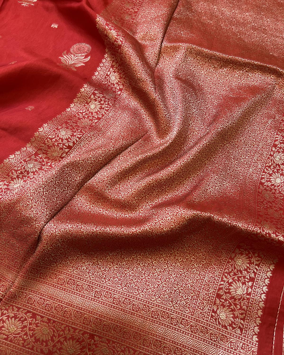 Red Shades Banarasi-inspired Floral Boota Pattern Viscose Saree with Rich Pallu