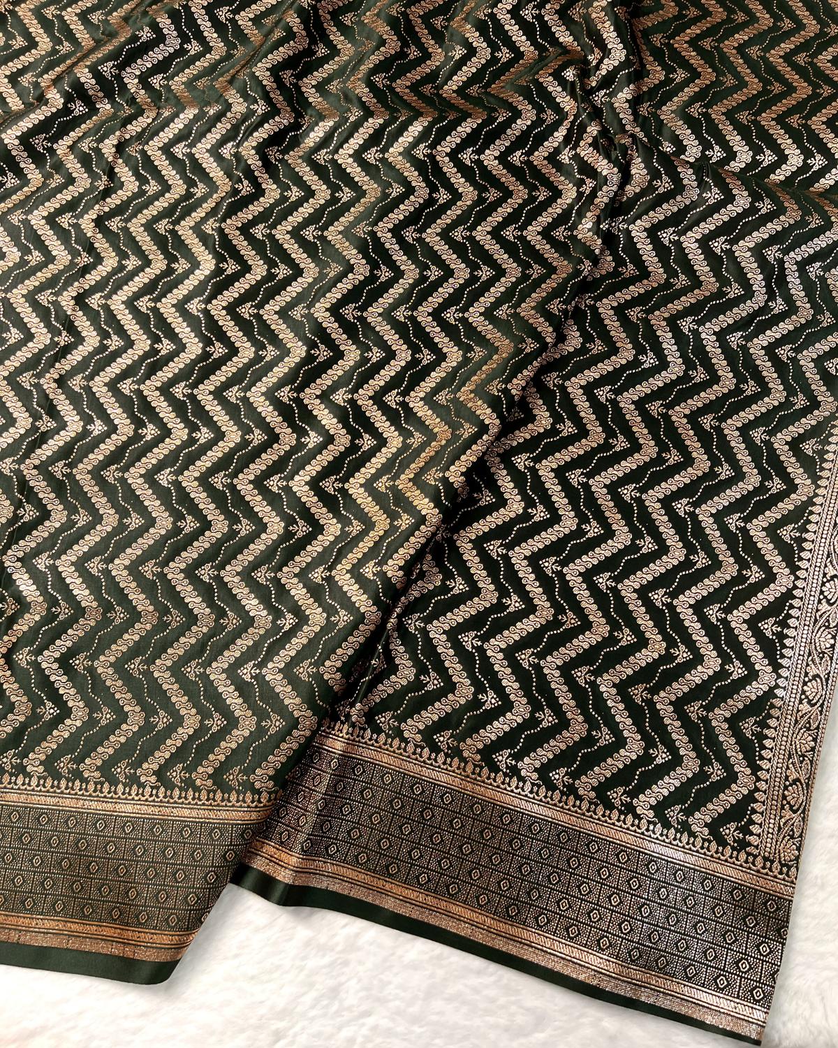 Deep Green Shades Banarasi Boota Mashru Katan Silk Saree with Brocade Blouse