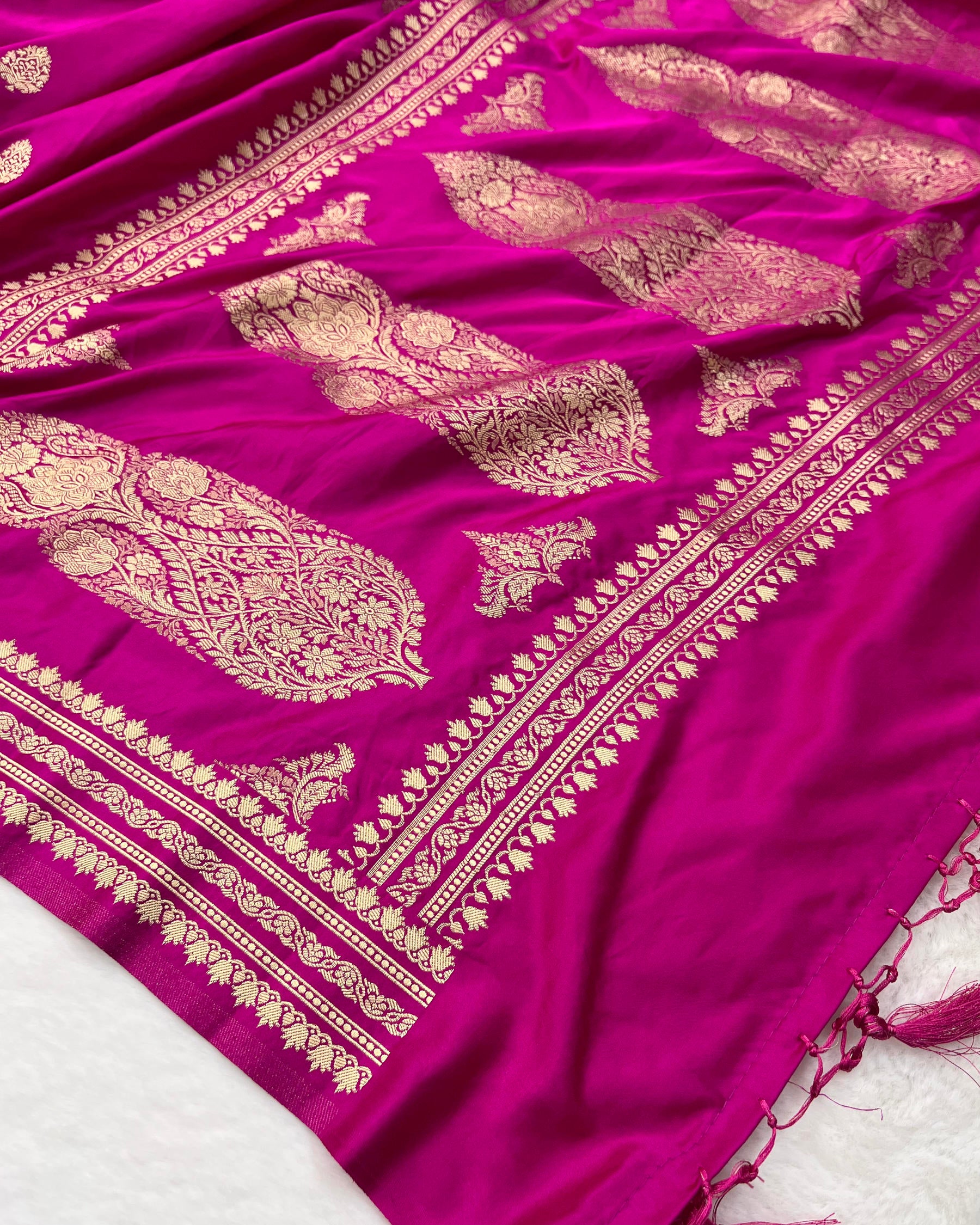 Rani Pink Shades Banarasi Floral Boota Mashru Katan Silk Saree - Niyarah