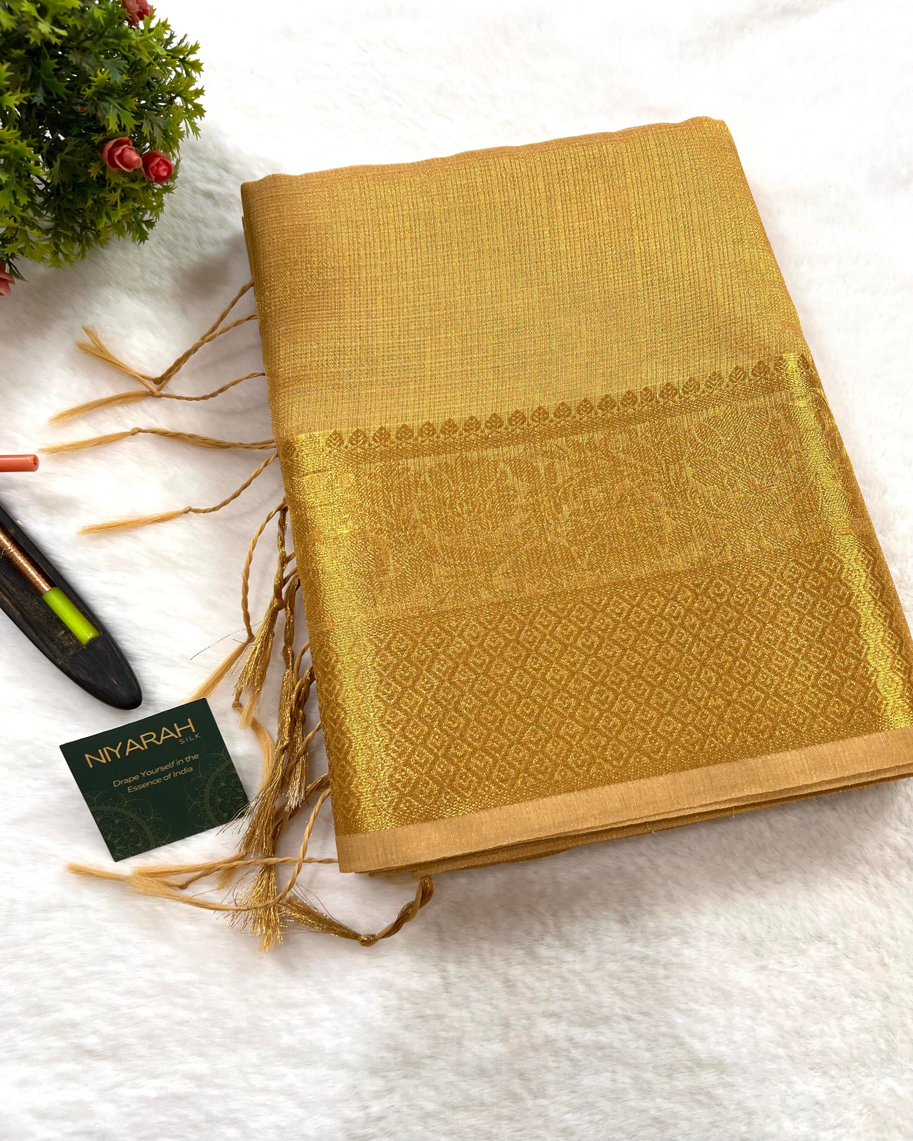 Plain Gold Zari Weaving Banarasi Soft Tissue Saree - Niyarah
