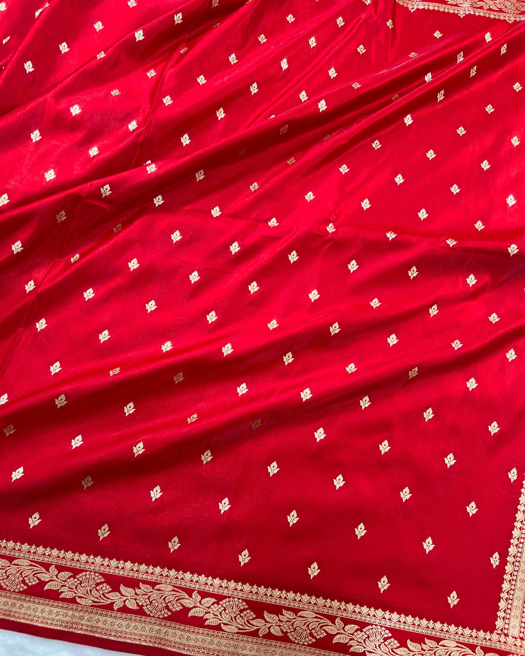 Red Banarasi Booti Mashru Satin Silk Saree - Niyarah
