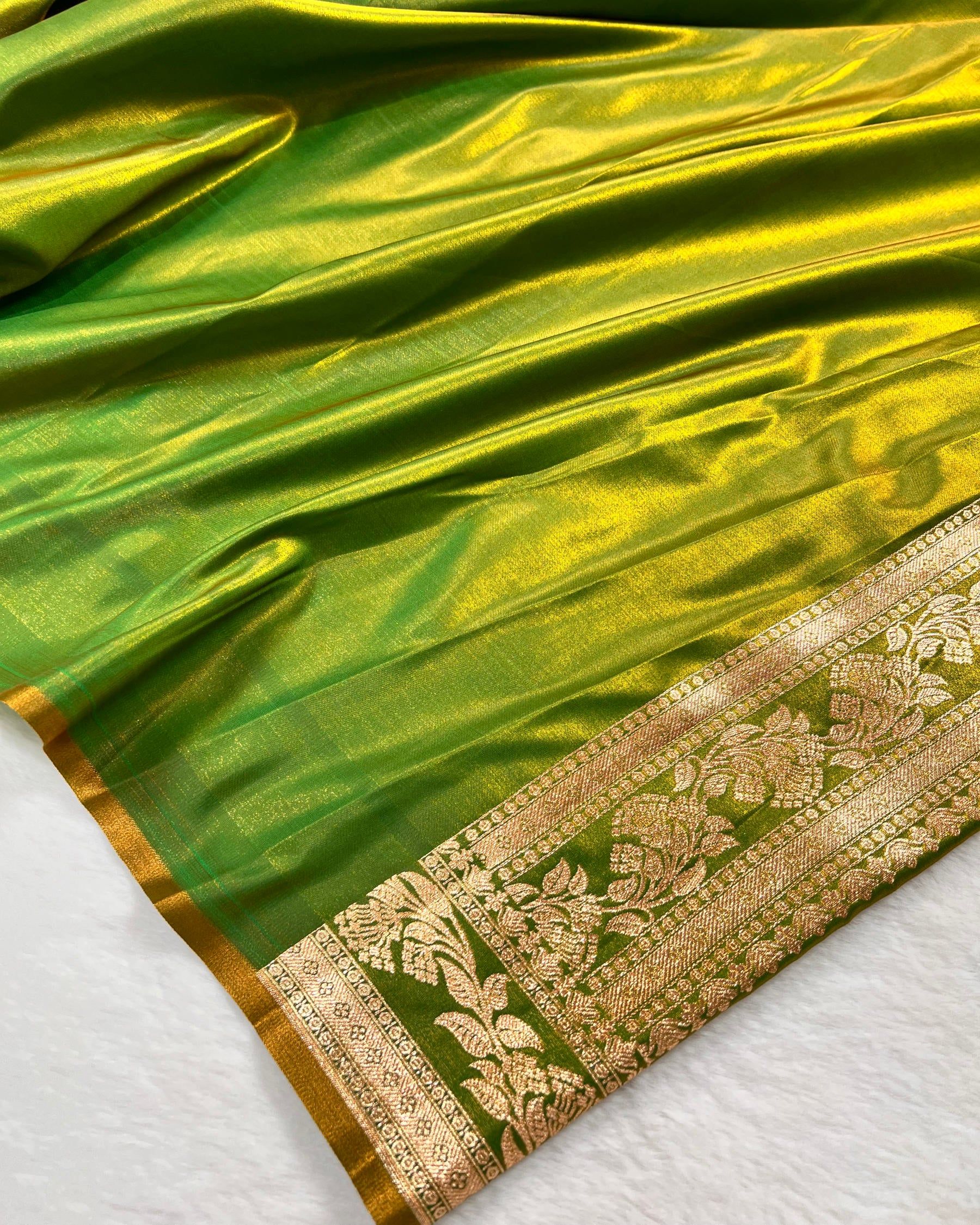 Mehandi Shades Banarasi Booti Mashru Satin Silk Saree - Niyarah