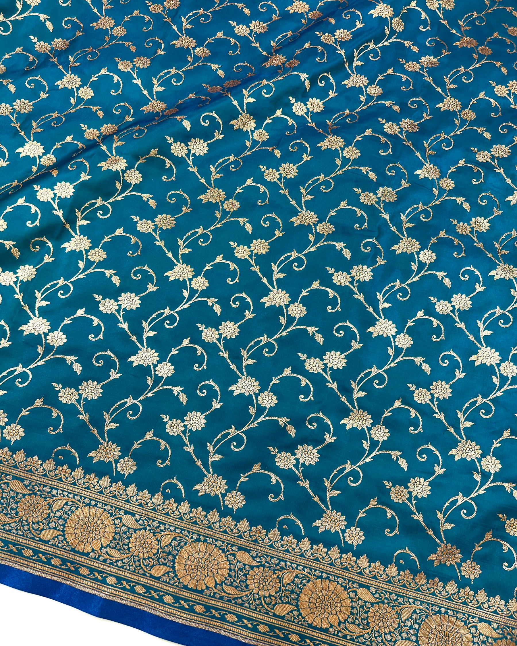 Turquoise Shades Floral Zaal Mashru Satin Silk Saree - Niyarah