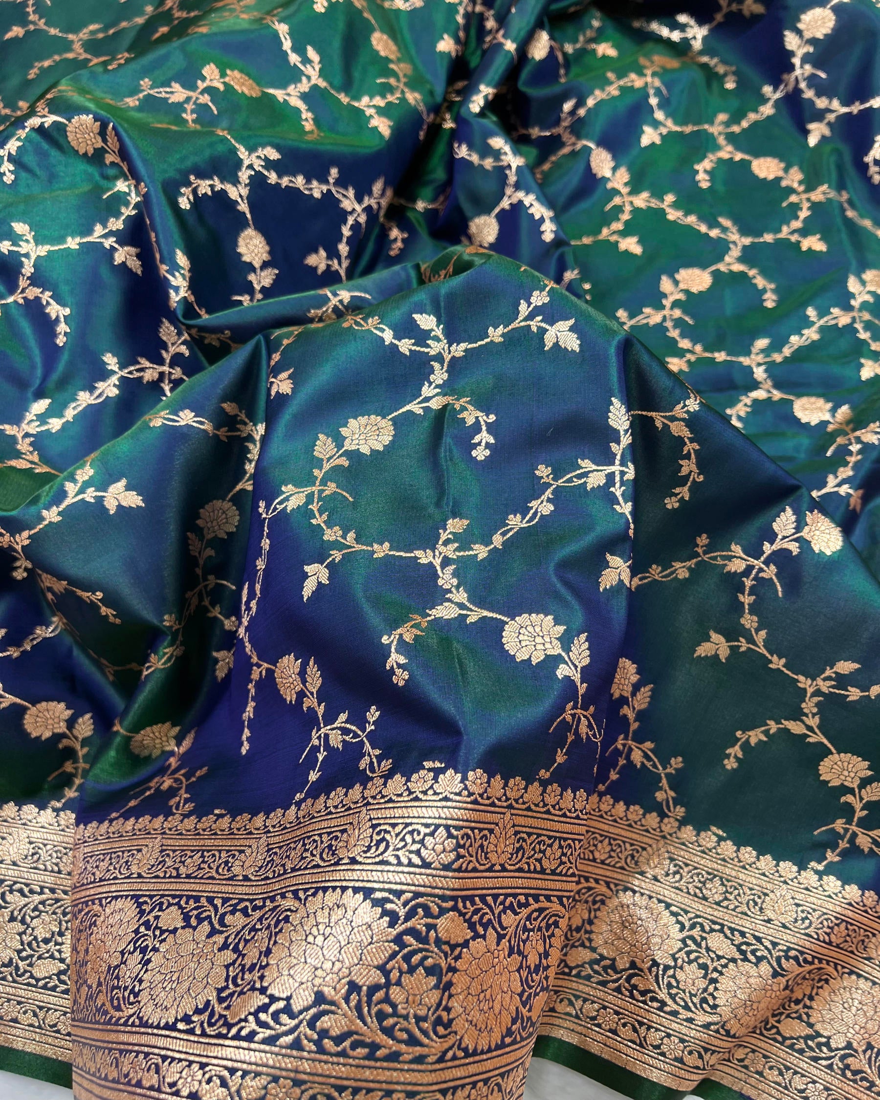 Peacock Green Shades Floral Zaal Mashru Satin Silk Saree - Niyarah
