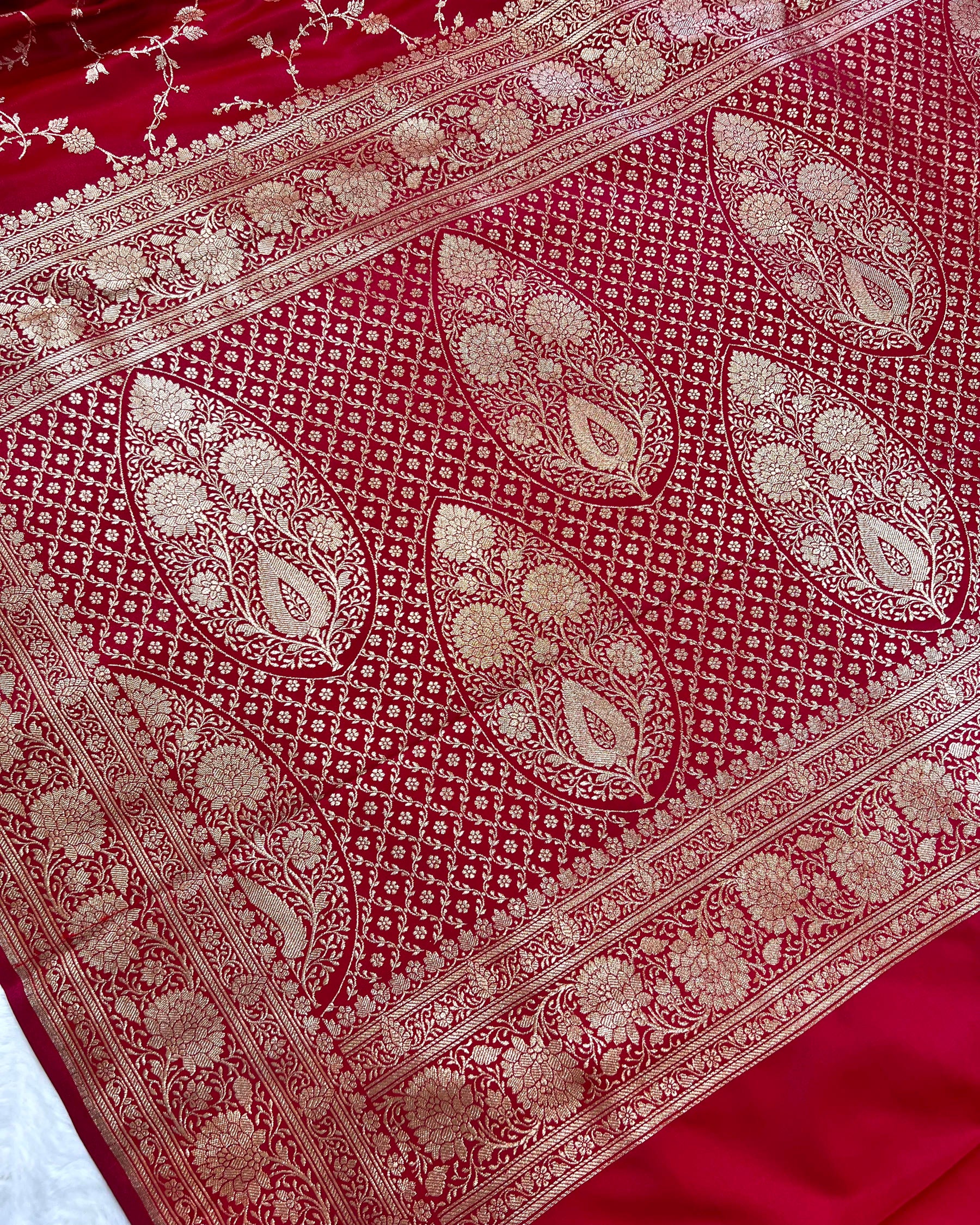 Rani Pink Shades Floral Zaal Mashru Satin Silk Saree - Niyarah