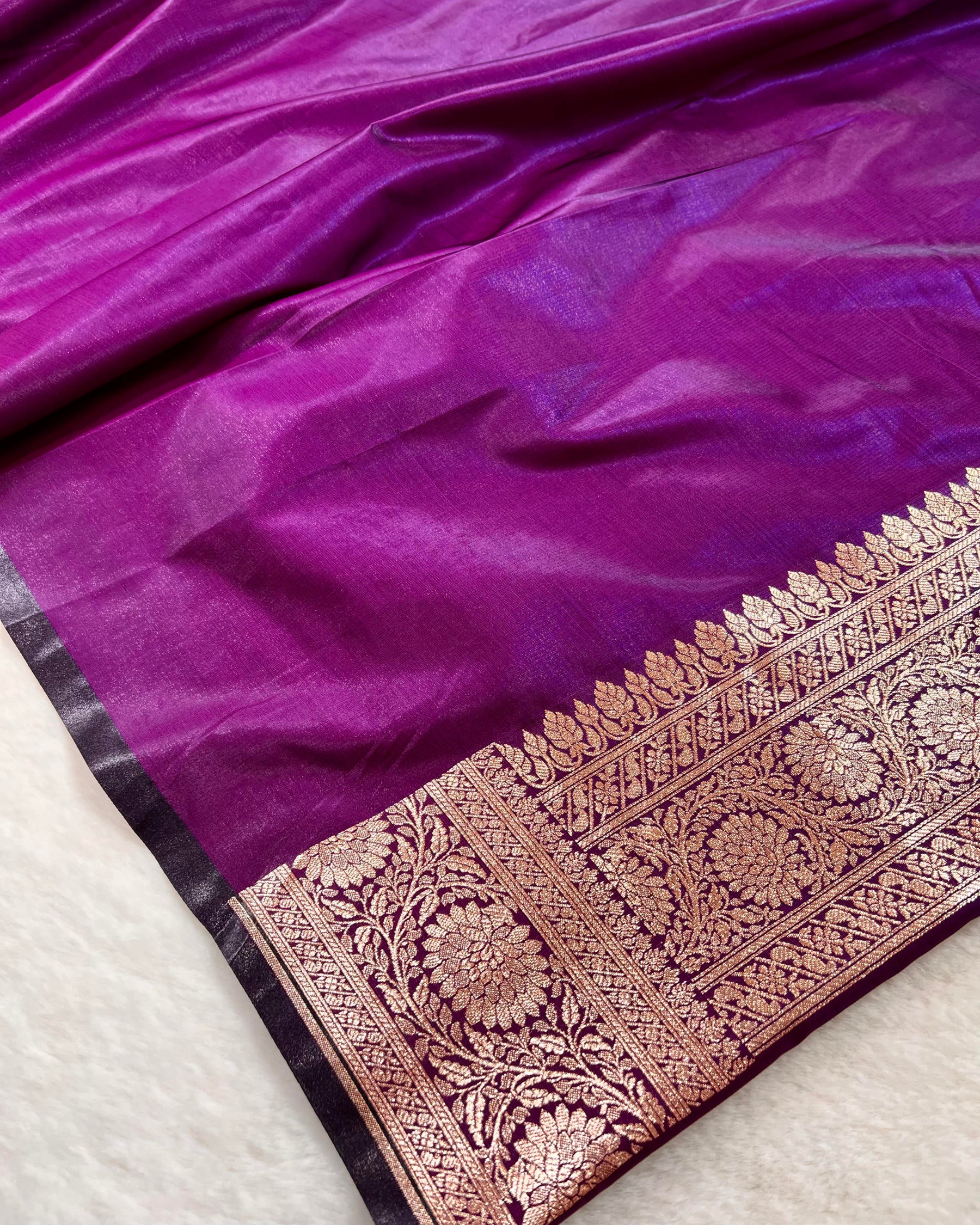 Purple Shades Banarasi Booti Mashru Satin Silk Saree - Niyarah