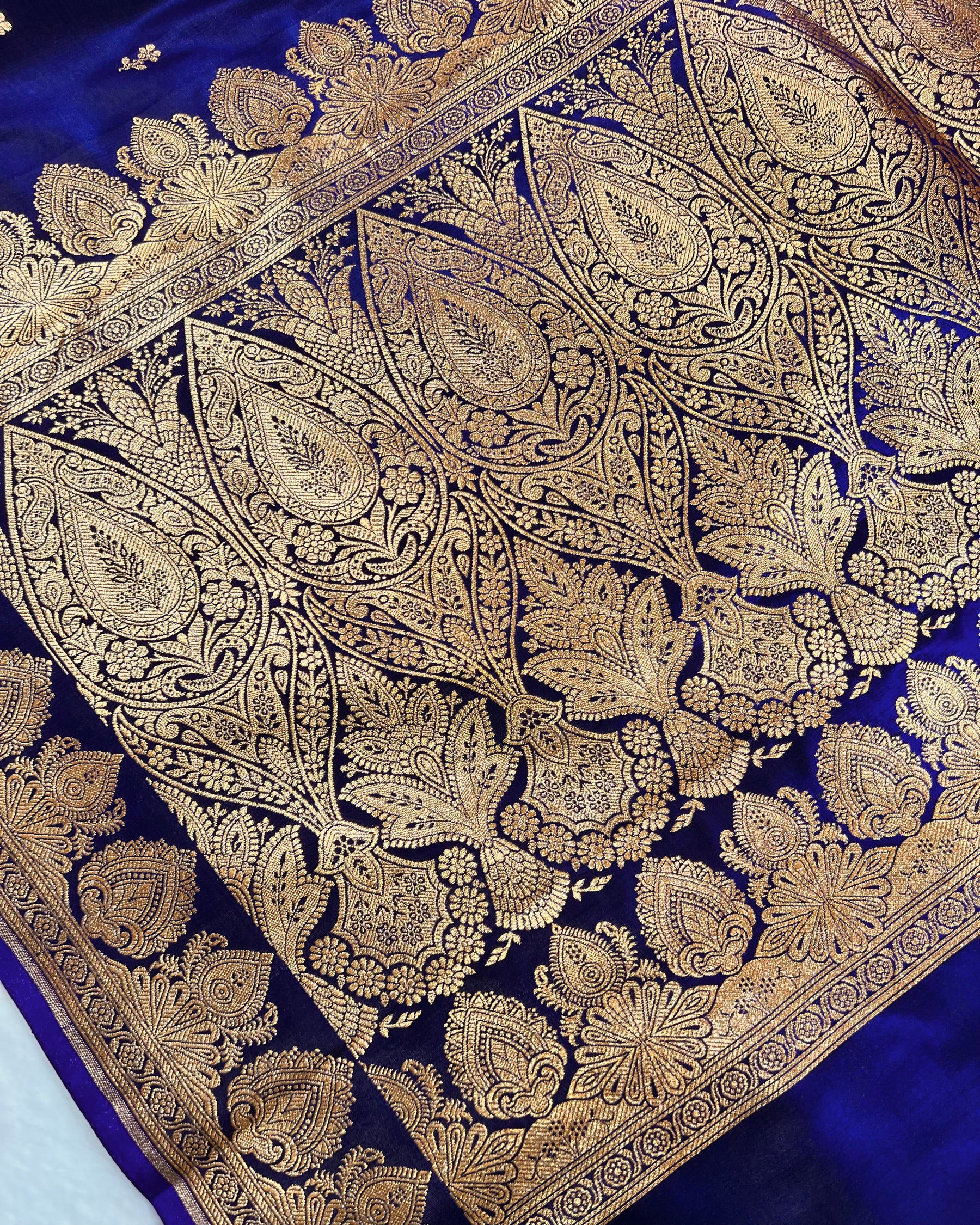 Royal Blue Banarasi Floral Booti Satin Silk Saree - Niyarah