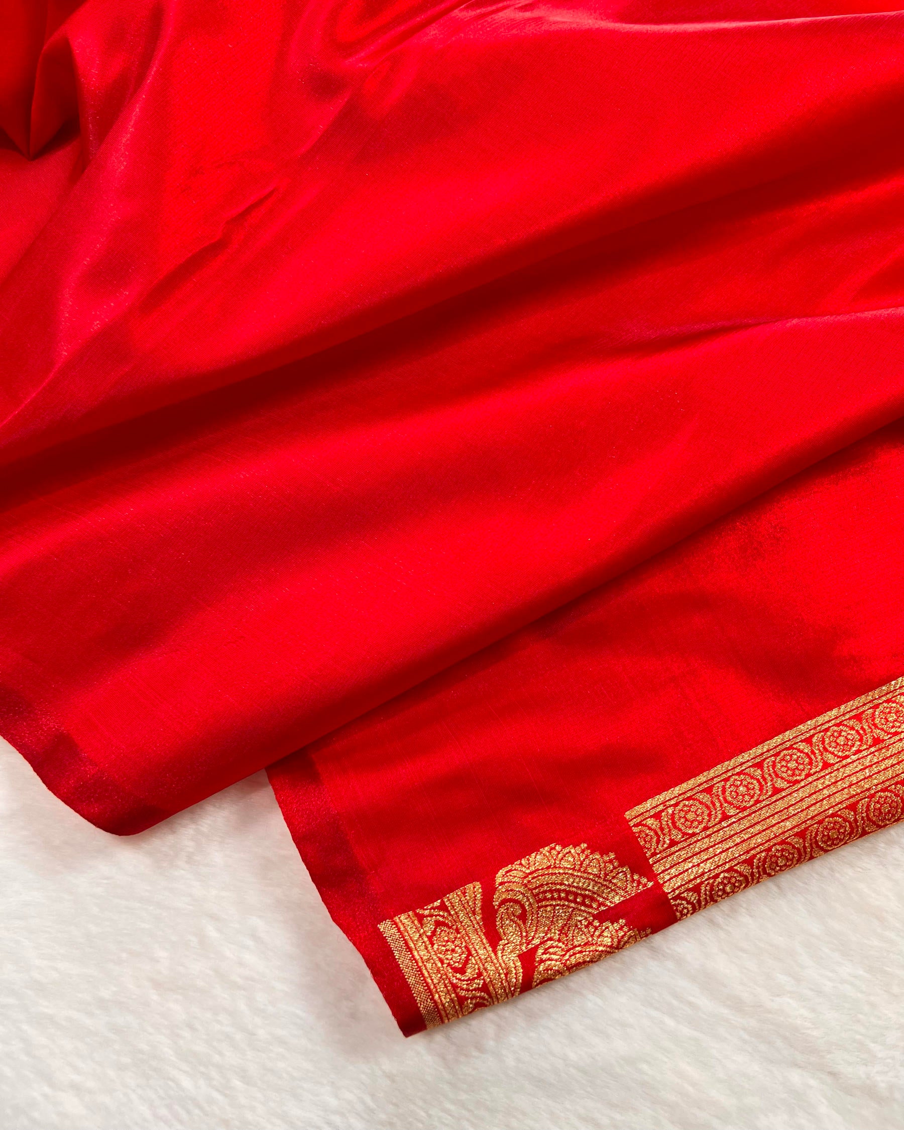 Red Banarasi Floral Booti Satin Silk Saree - Niyarah
