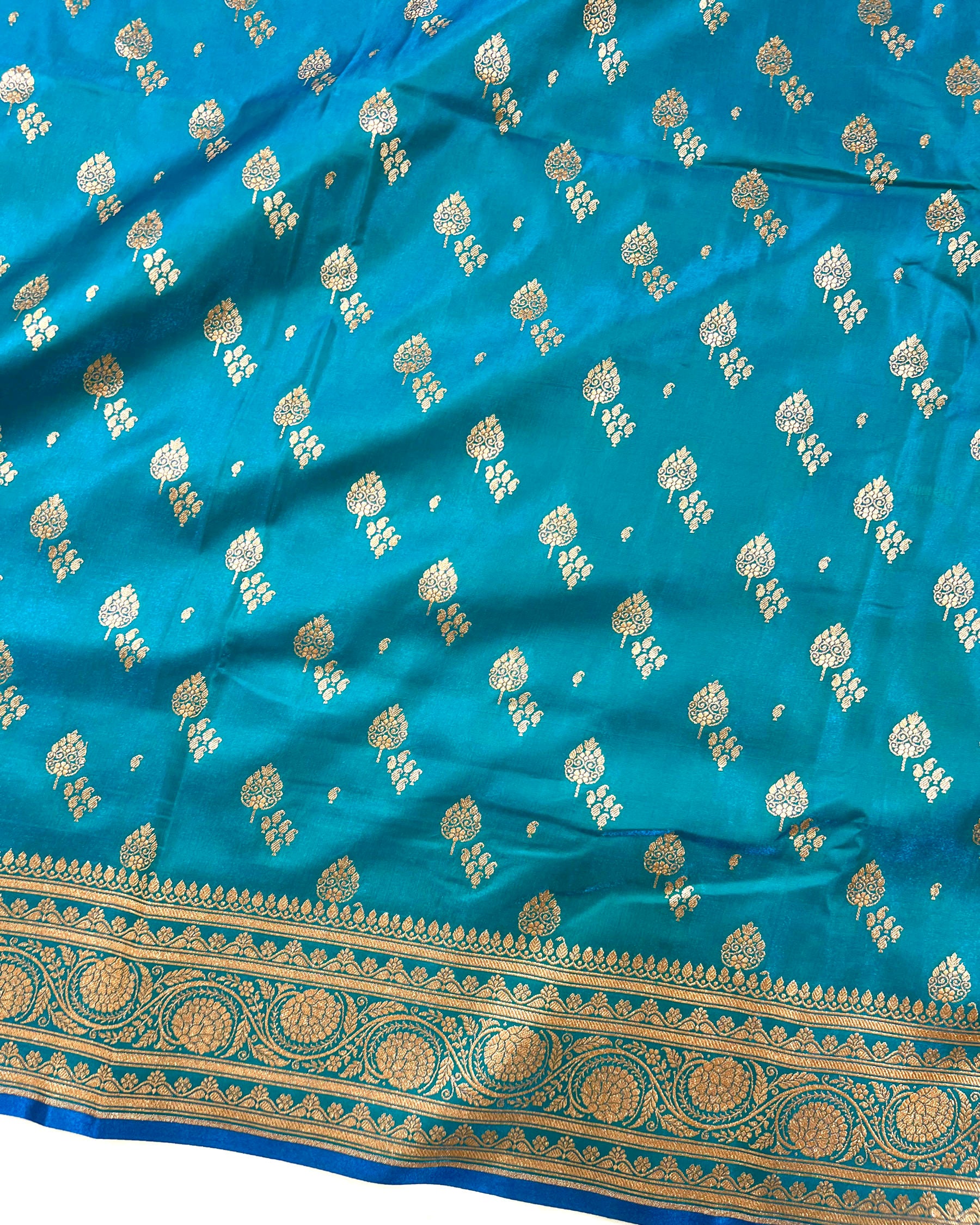 Firozi Shades Banarasi Boota Mashru Satin Silk Saree - Niyarah