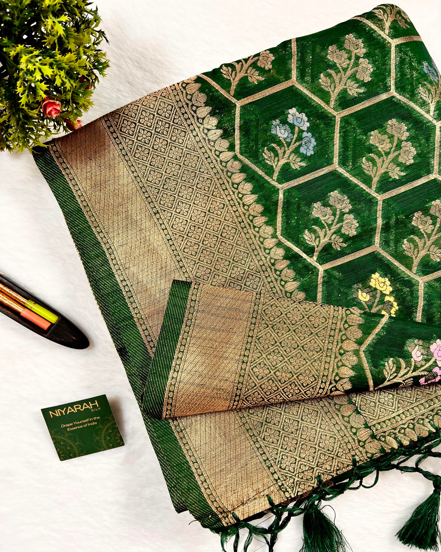 Bottle Green Shades Meena Floral Boota Semi Linen Silk Saree - Niyarah