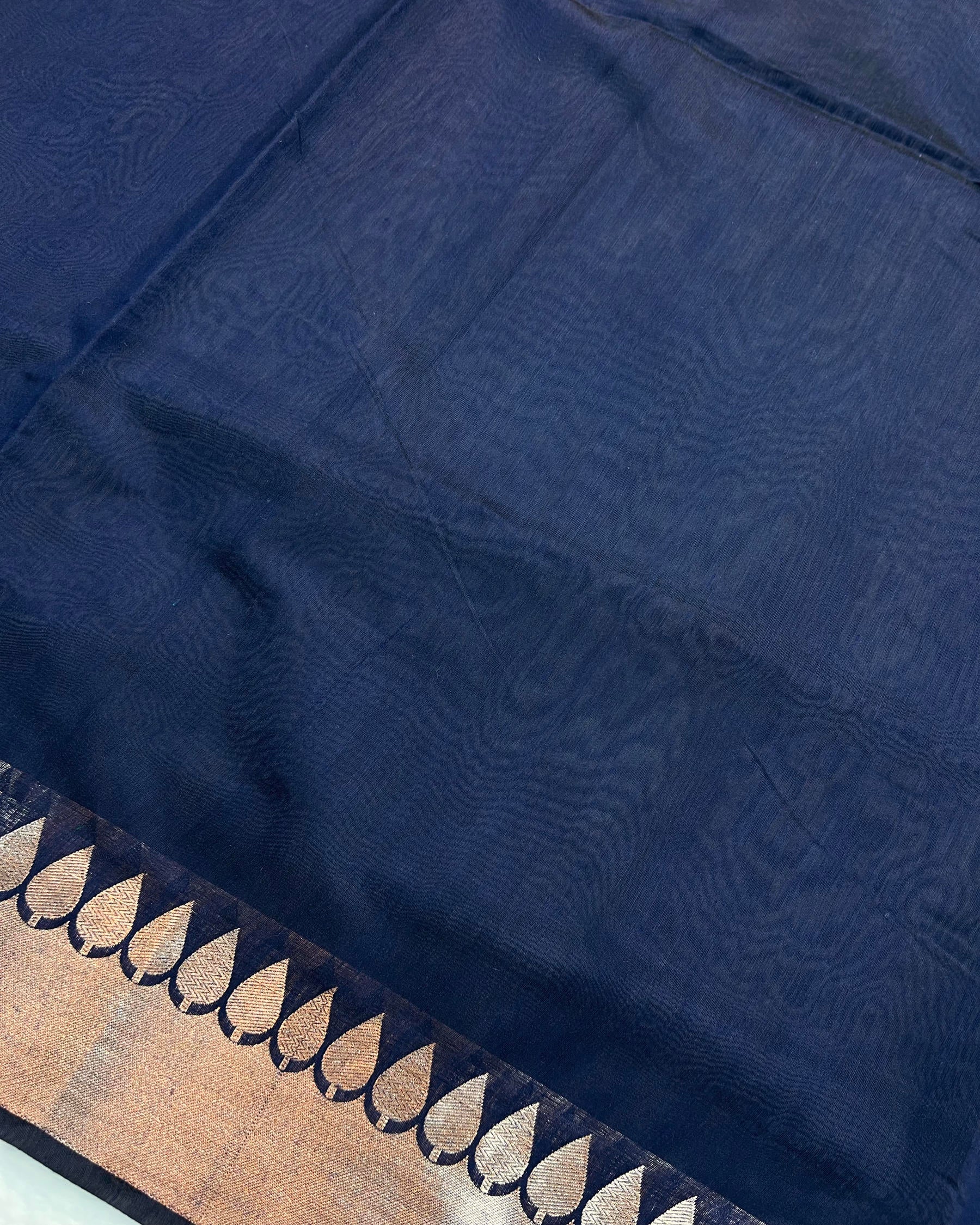Daily Wear Navy Blue Plain Breathable Cotton Silk Saree - Niyarah