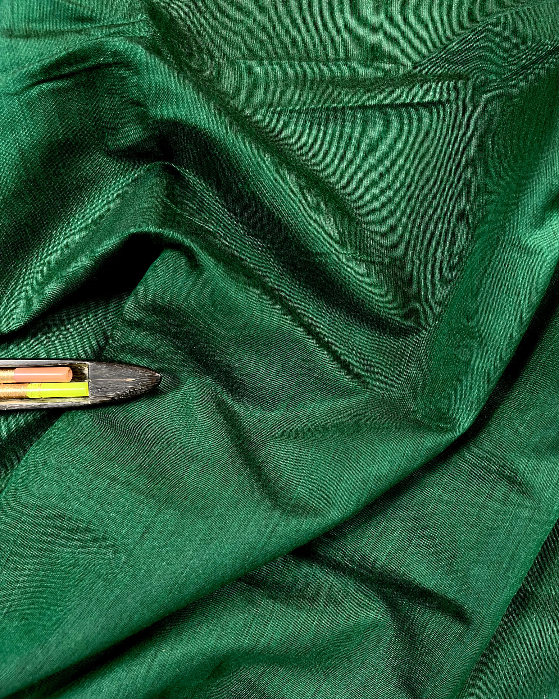 Daily Wear Bottle Green Plain Breathable Cotton Silk Saree - Niyarah