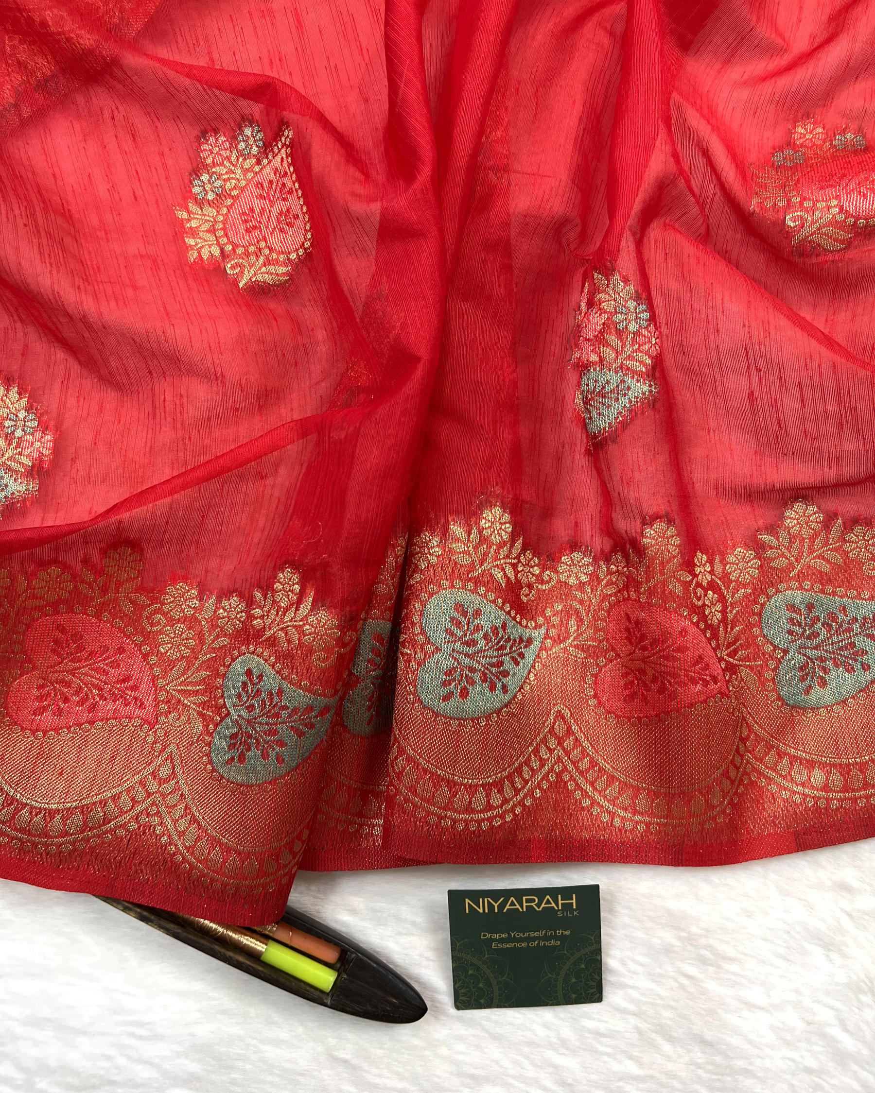 Red Shades Meena Boota Semi Linen Silk Saree - Niyarah
