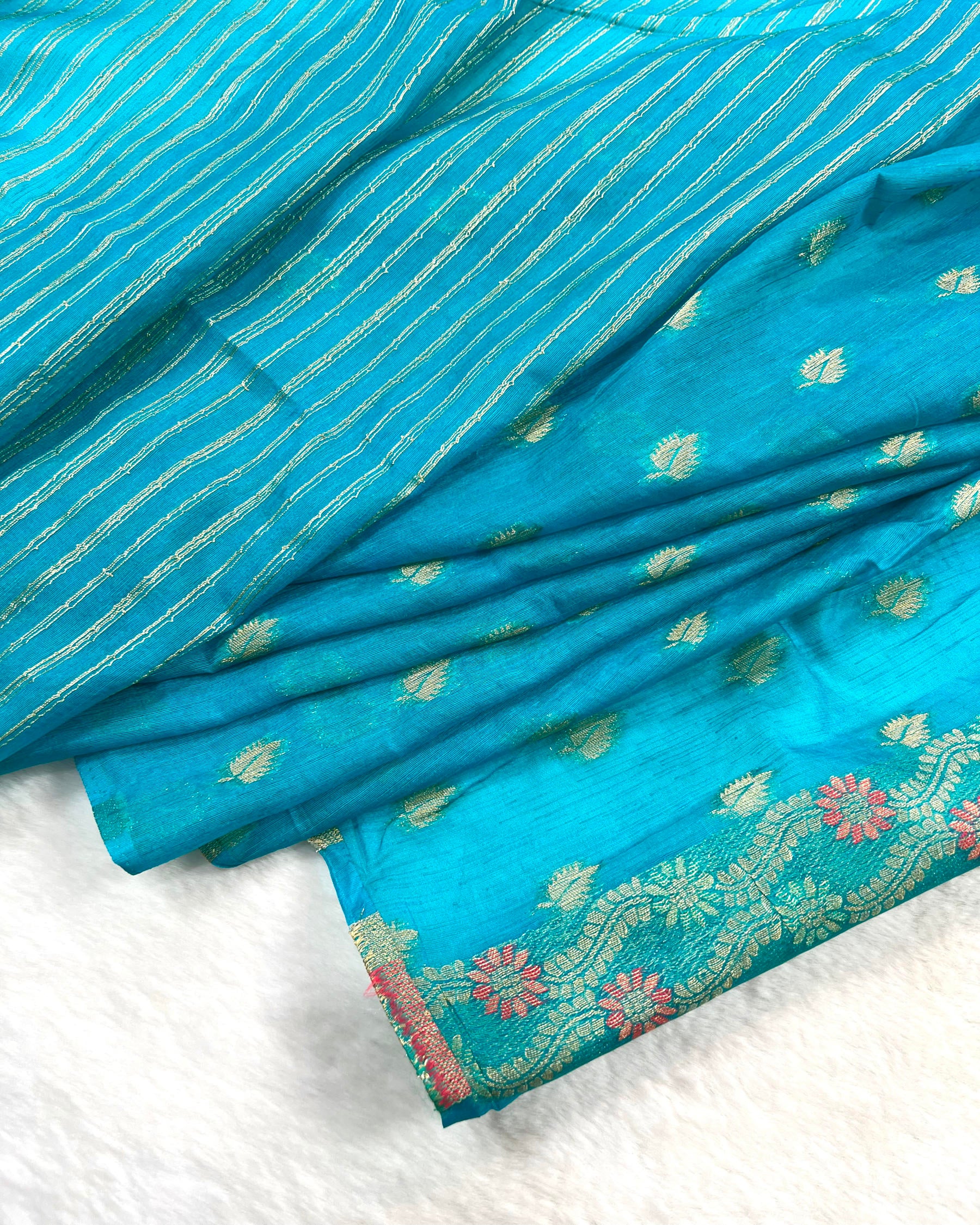 Firozi Shades Meena Boota Semi Linen Silk Saree - Niyarah