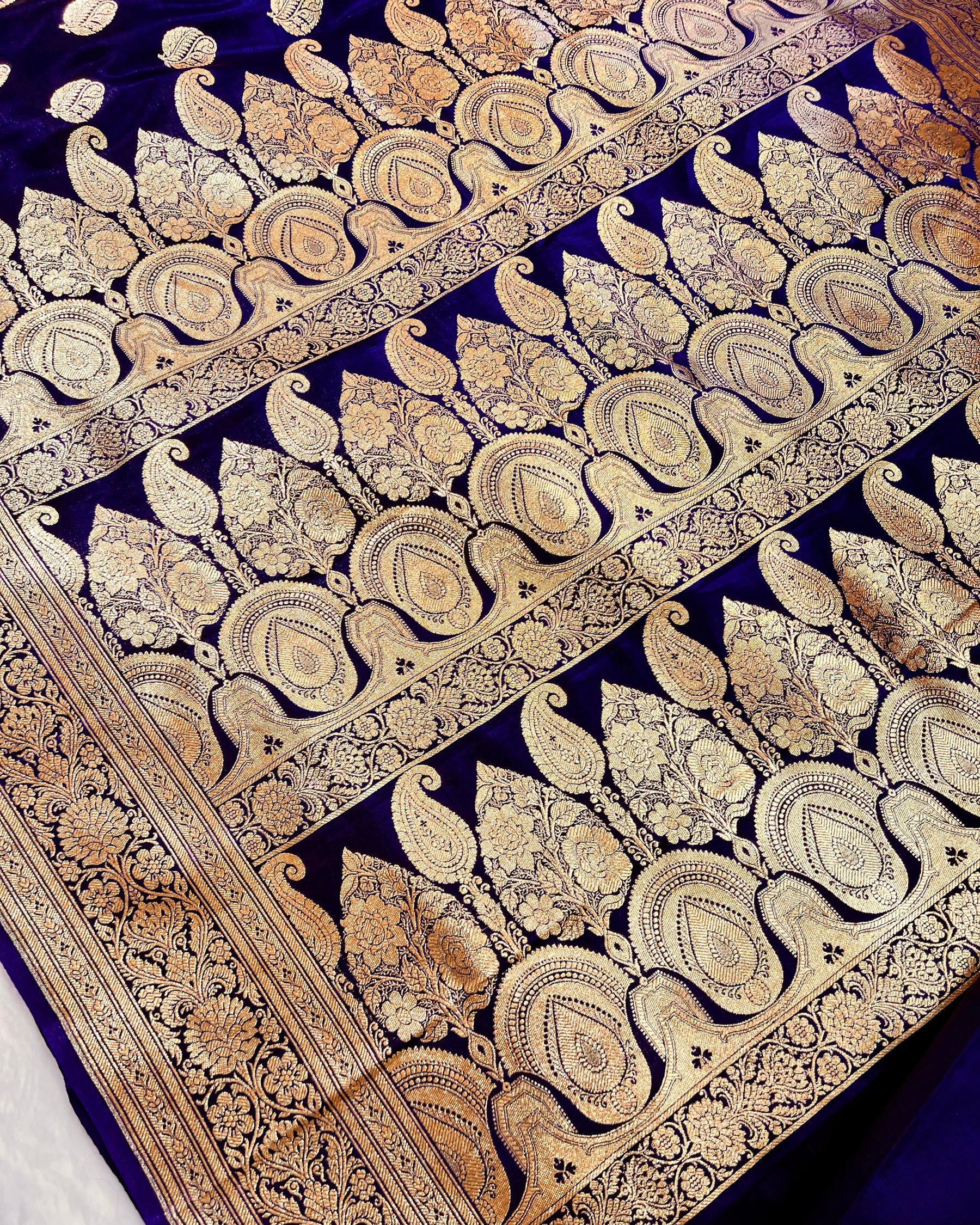 Royal Blue Shades Banarasi Boota Satin Silk Saree - Niyarah