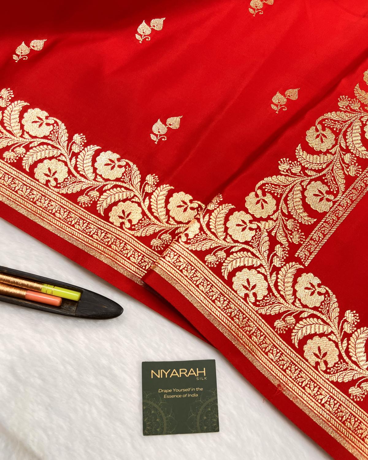 Red Shades Banarasi Leafy Booti Mashru Katan Silk Saree