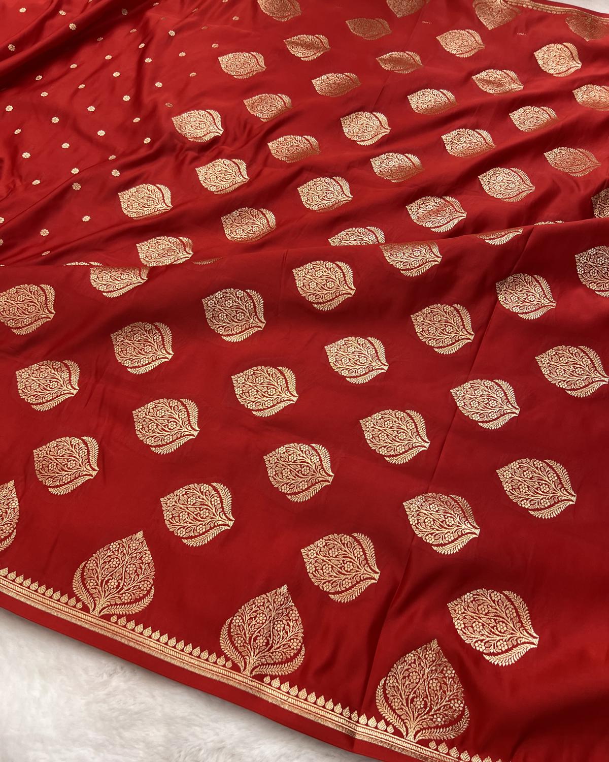 Red Shades Banarasi Boota Border Mashru Katan Silk Saree