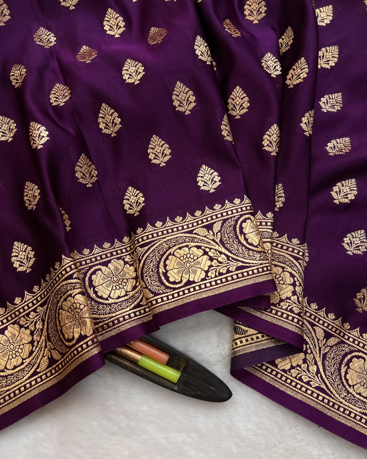 Purple Banarasi Katan Silk Saree with patta booti for festive occasions-Niyarah | Buy Purple banarasi saree online