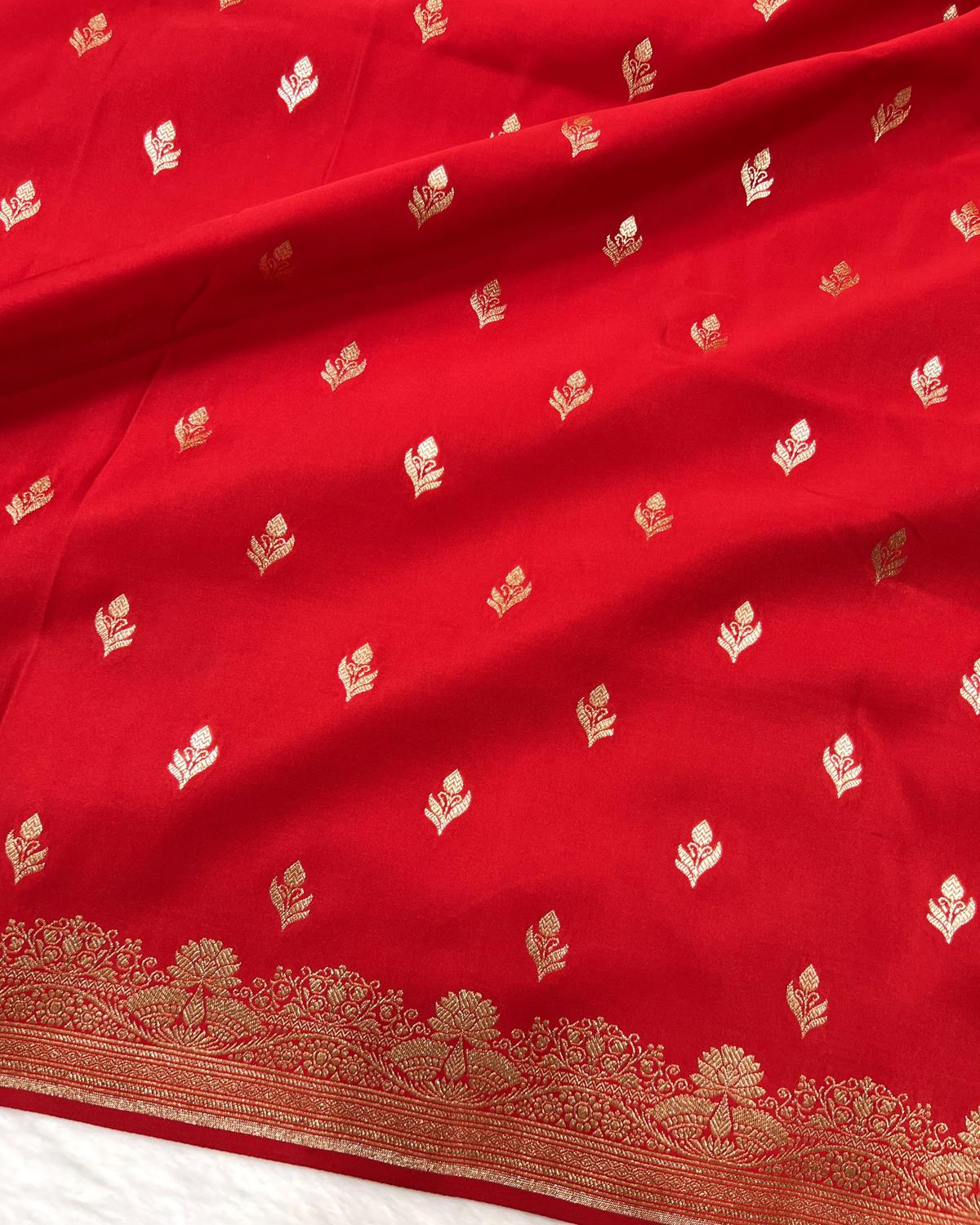 Red Shades Banarasi Floral Booti Open Border Mashru Katan Silk Saree